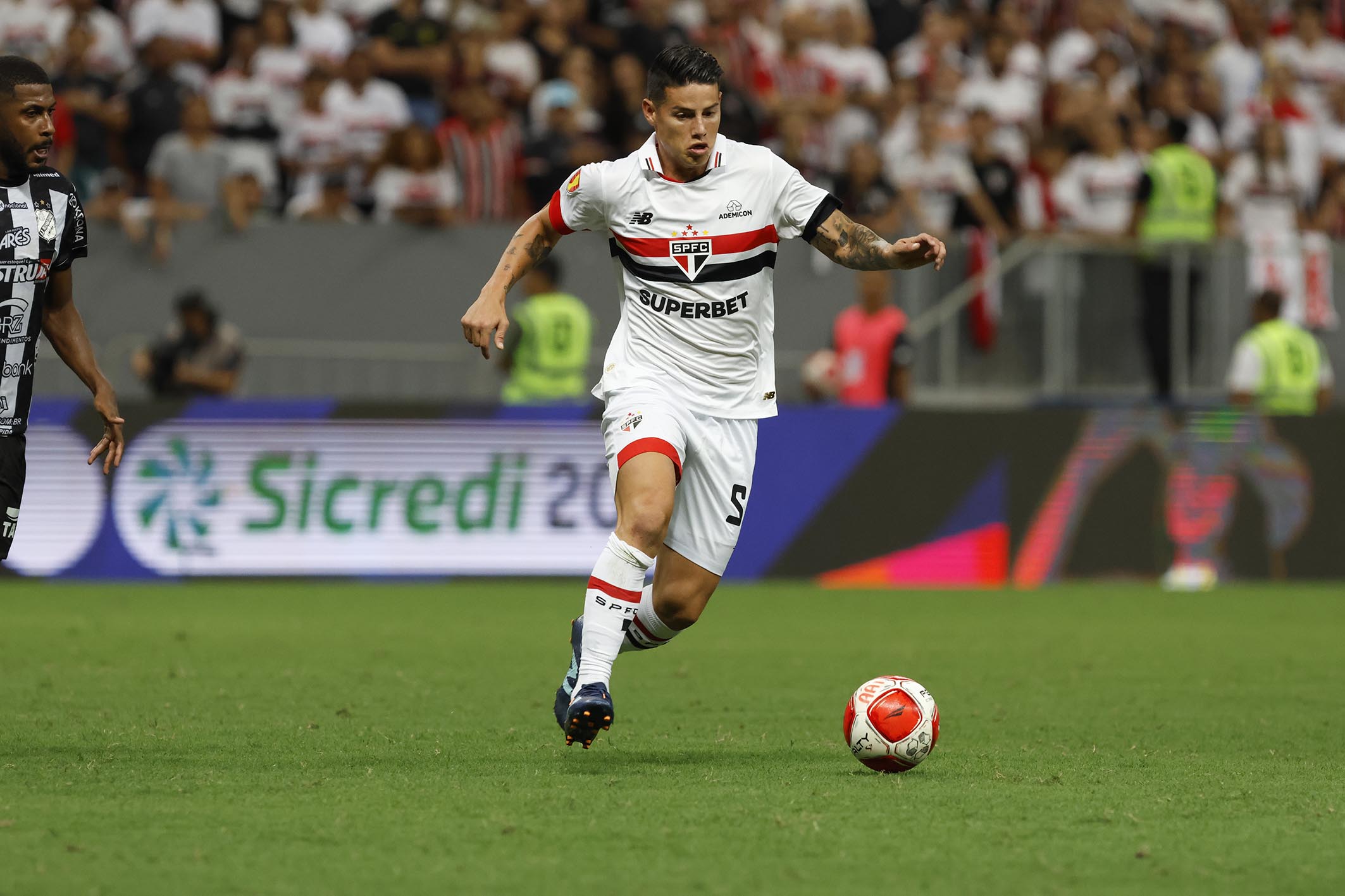 Com gol de James Rodríguez, São Paulo volta a encontrar a vitória no Paulistão