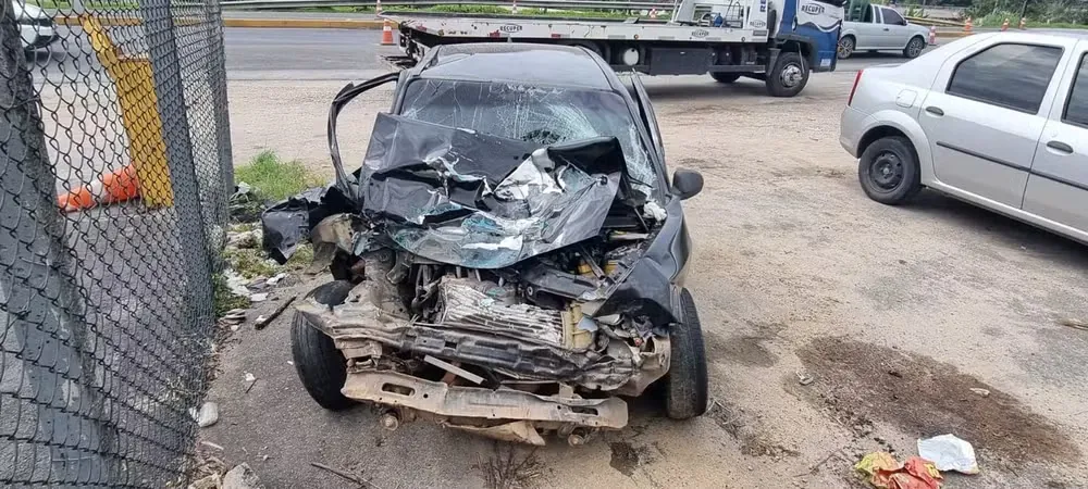 Motorista embriagado causa acidente grave na Rodovia Mogi-Bertioga e acaba preso