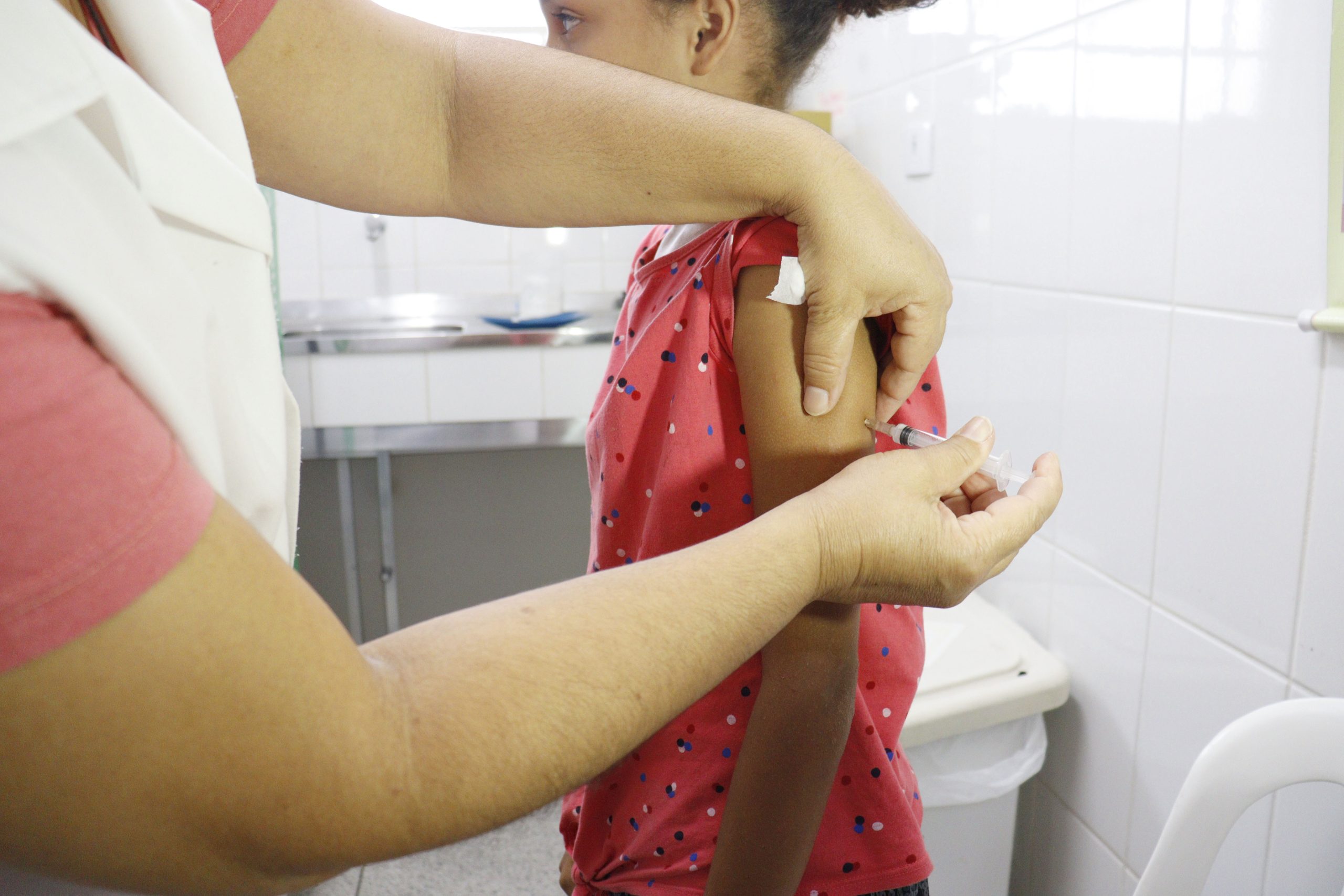 Suzano retoma vacinação contra a dengue hoje