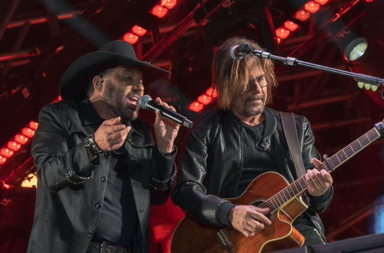 Com entrada gratuita, Edson e Hudson fazem show em Santa Isabel nesta segunda (8)