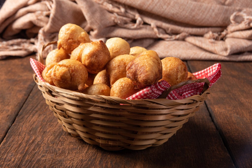 Bolinho de chuva de fubá