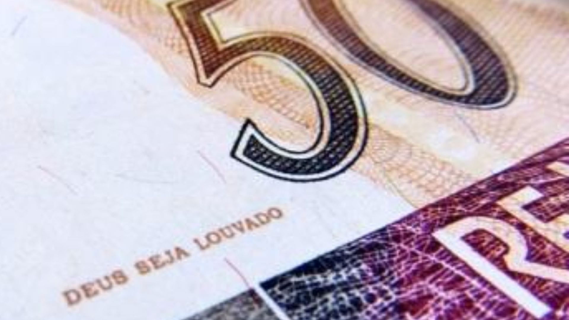 'Deus seja louvado' ou 'seja o que Deus quiser'