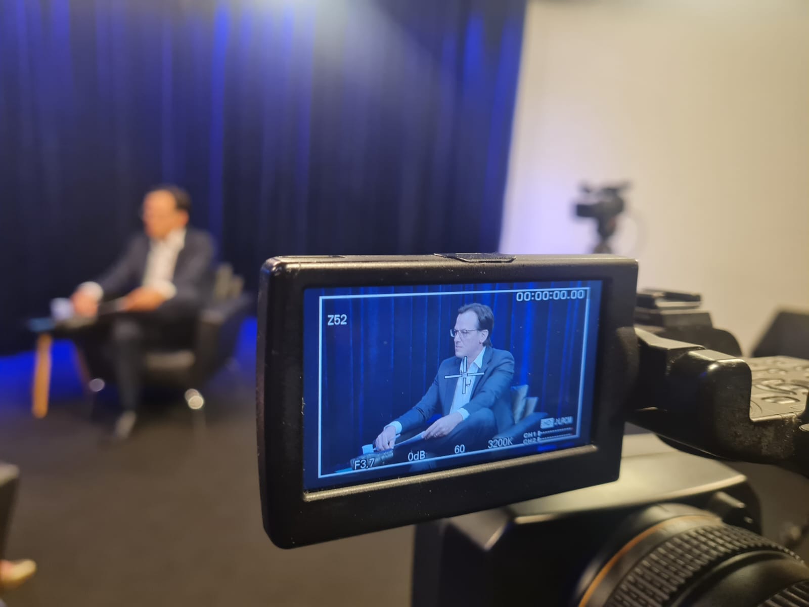 O Diário Entrevista finaliza temporada 2024 com autor de best-seller