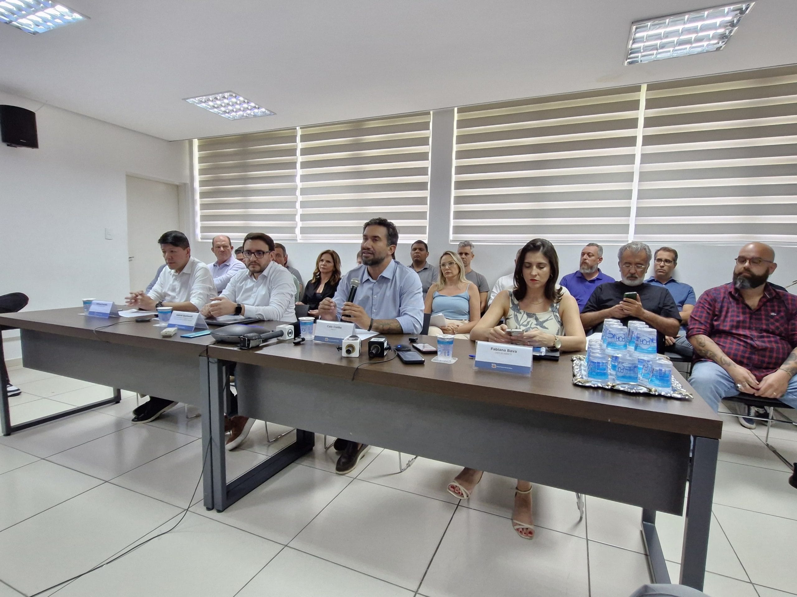 Caio Cunha diz que R$ 420 milhões em dívidas são de gestões anteriores