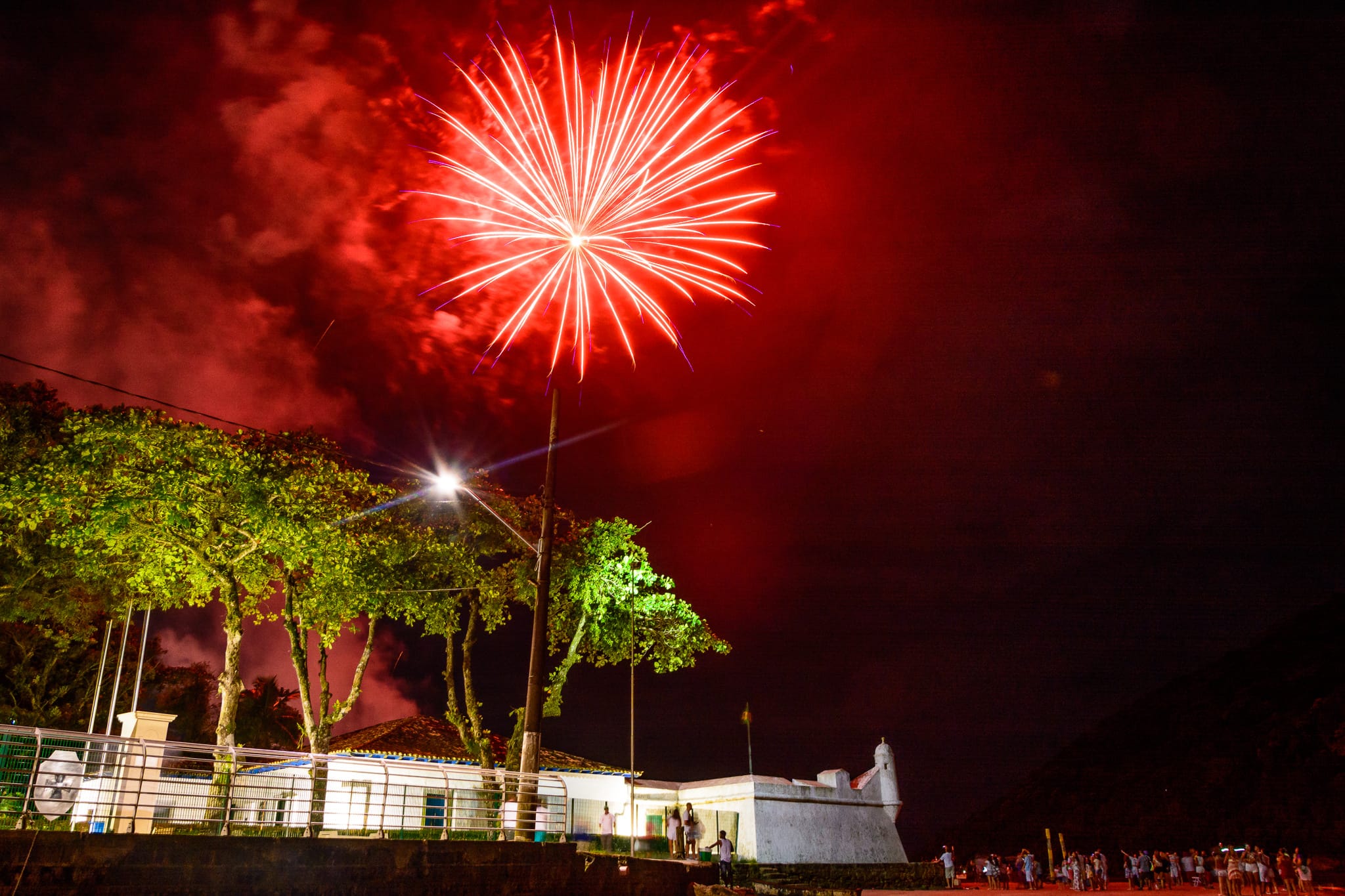 Prefeitura de Bertioga cancela queima de fogos de artifício no Ano Novo