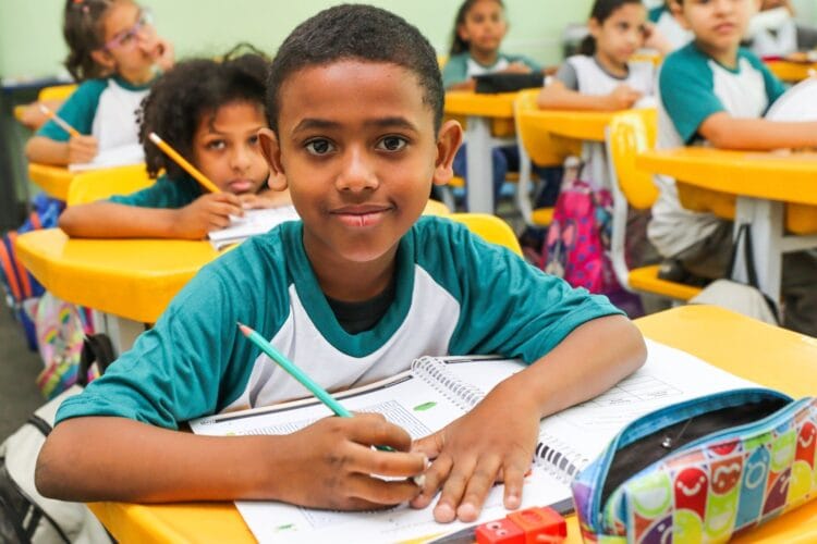 Aulas da rede municipal de ensino de Ferraz retornam no dia 6 de fevereiro