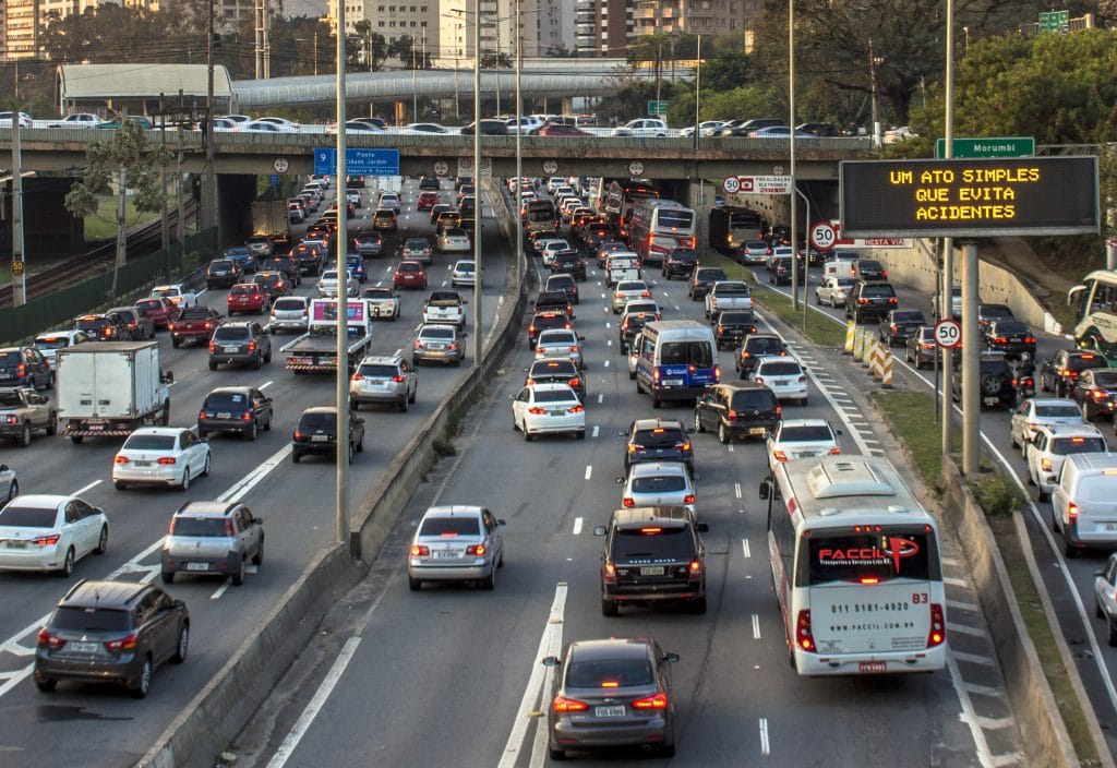IPVA: 2ª parcela ou cota única para placa com final 8 pode ser paga até esta segunda (24)