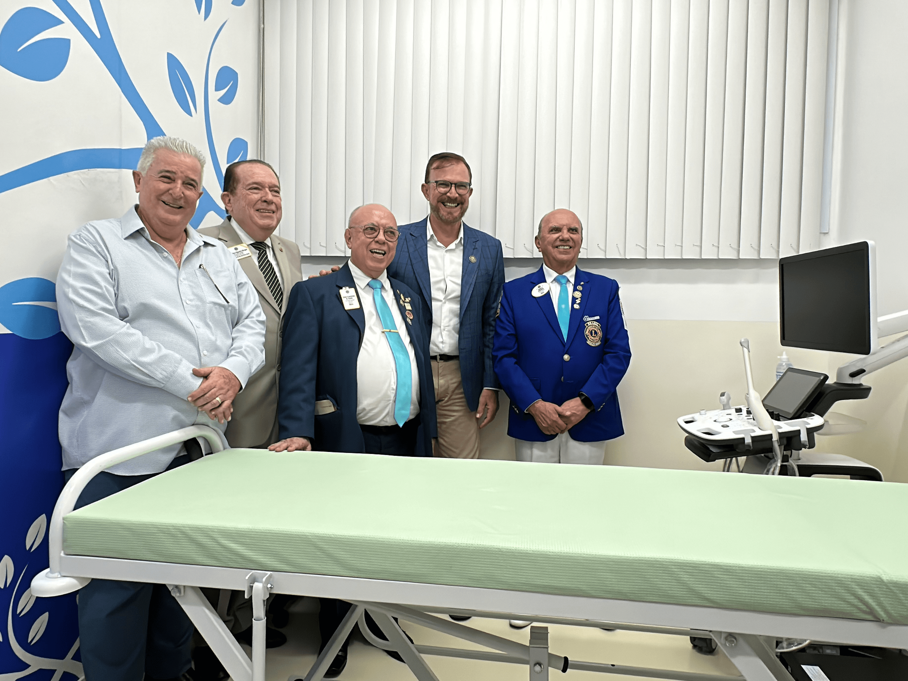 Prefeitura de Arujá recebe doação de R$ 500 mil em equipamentos de saúde do Lions Clube