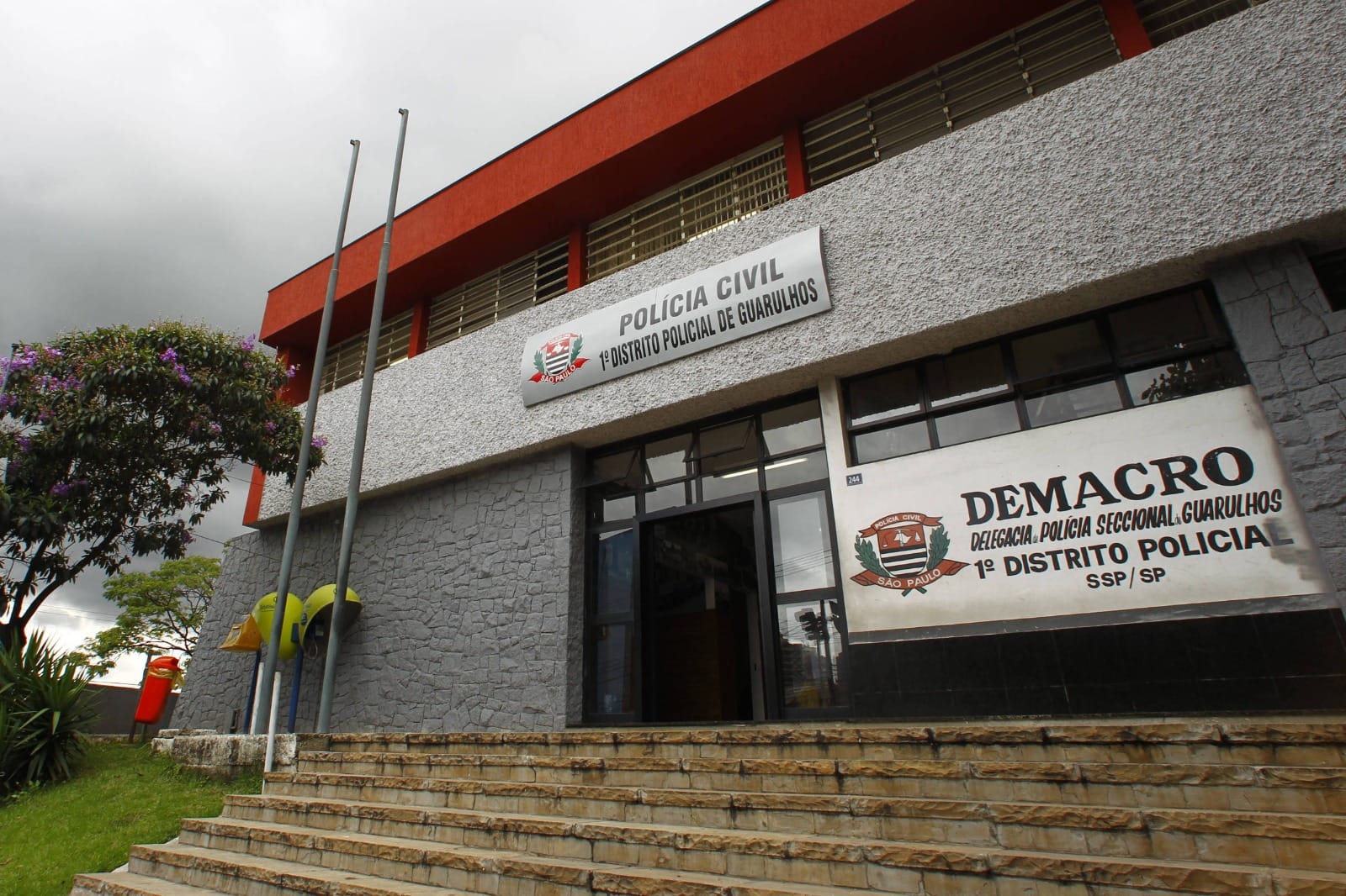 Homem de 38 anos é morto a facadas durante assalto em Arujá