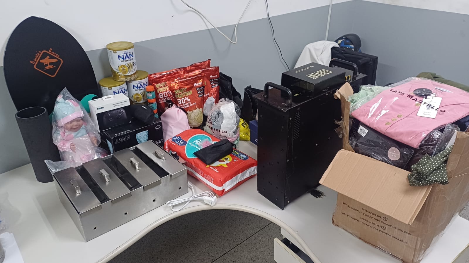 Carga roubada em Suzano é recuperada pela PM e dois homens são presos