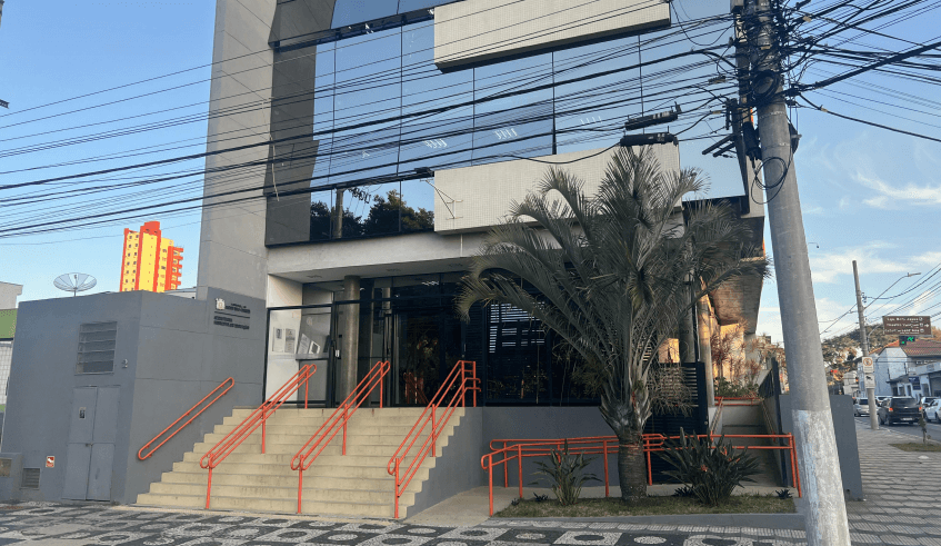 Mogi abre inscrições para 150 vagas temporárias de auxiliar de educação; saiba como se candidatar