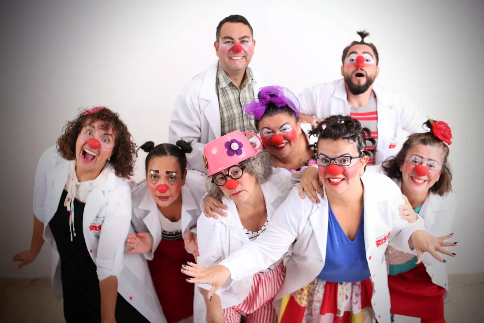 Parceria entre Padrão Serviços e Trupe do Riso leva sorrisos e acolhimento a mais de 6,5 mil pessoas em Mogi