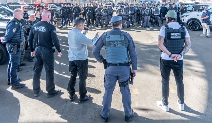 Operação Forças de Segurança apreende 1.100 porções de drogas e leva 10 pessoas presas