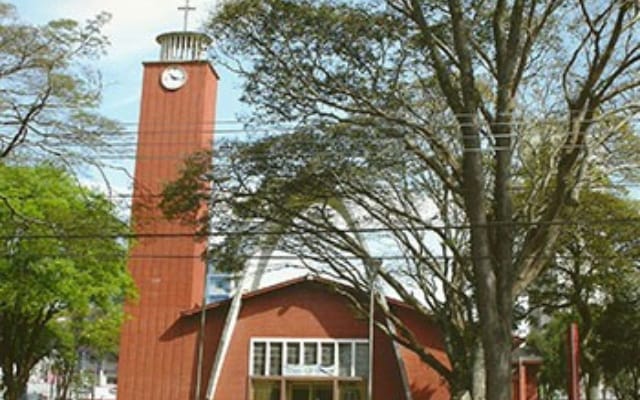 Bebê é abandonada na Igreja Matriz de Suzano; polícia investiga o caso