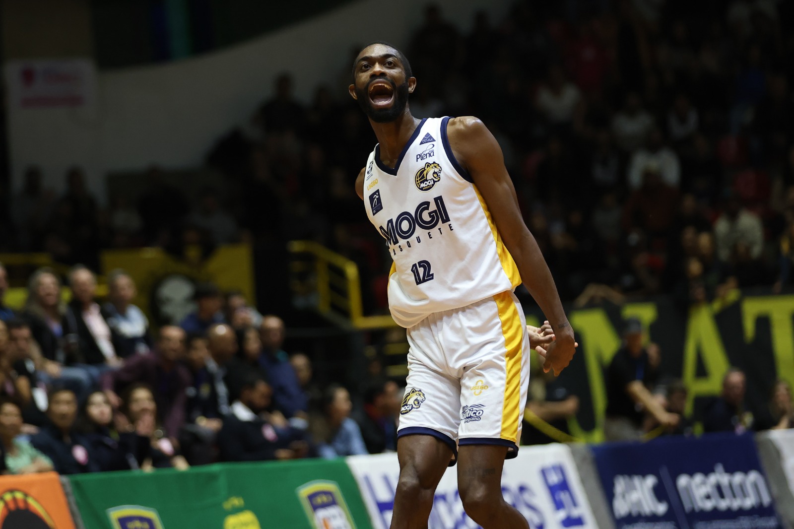 Mogi Basquete vence Pinheiros e garante vaga na final do Paulista após nove anos