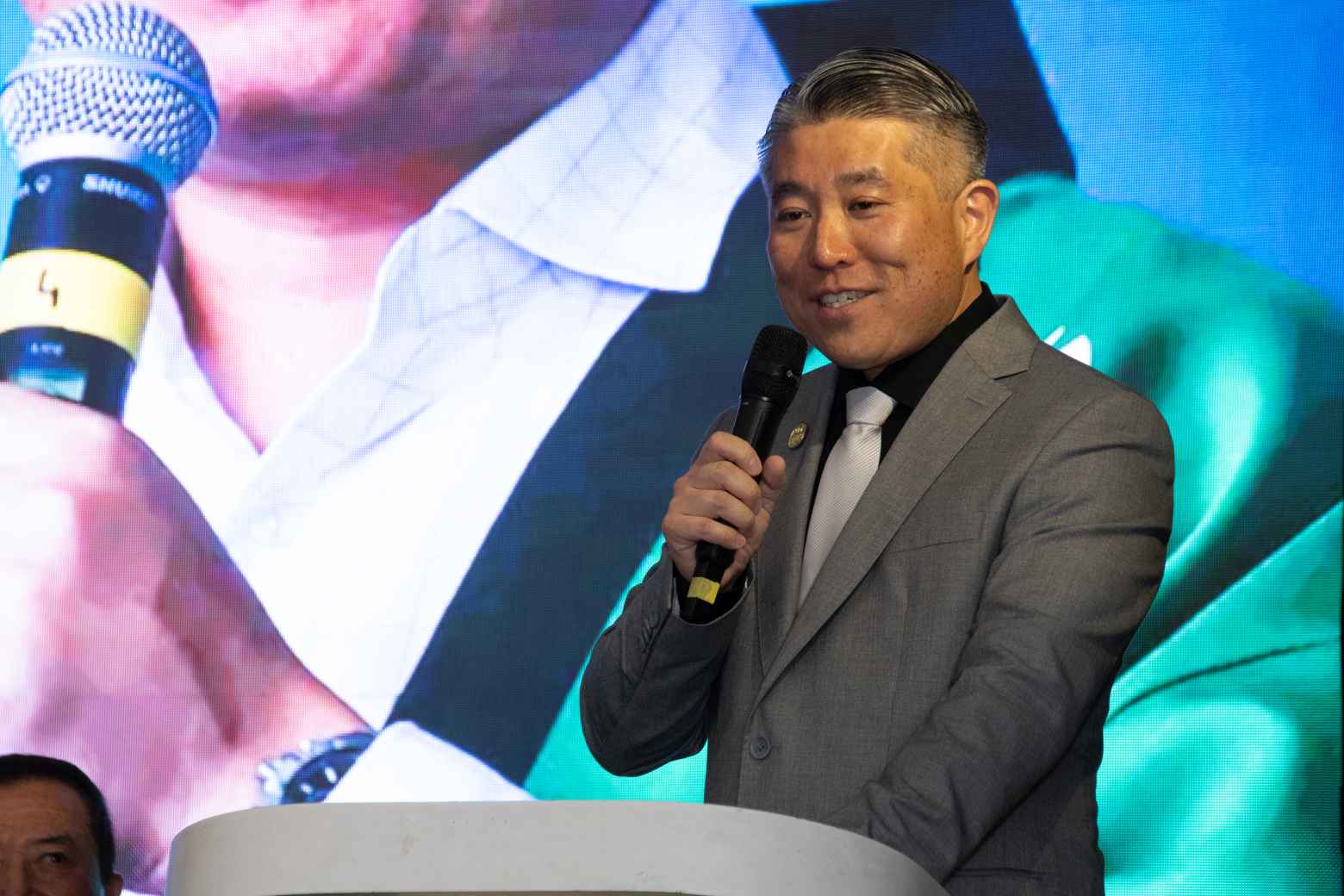 Empresário e coordenador do Akimatsuri, Daniel Aoyagui recebe título de 'Cidadão Mogiano'