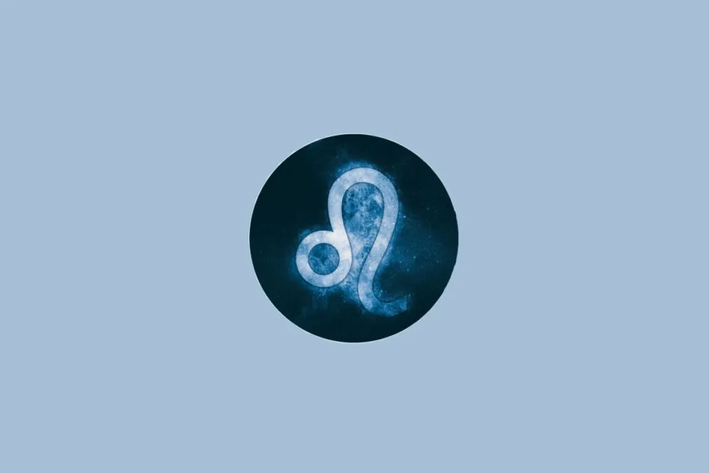 Ilustração do signo de Leão, em fundo azulado, com traço curvado que lembra uma cauda e uma esfera na extremidade