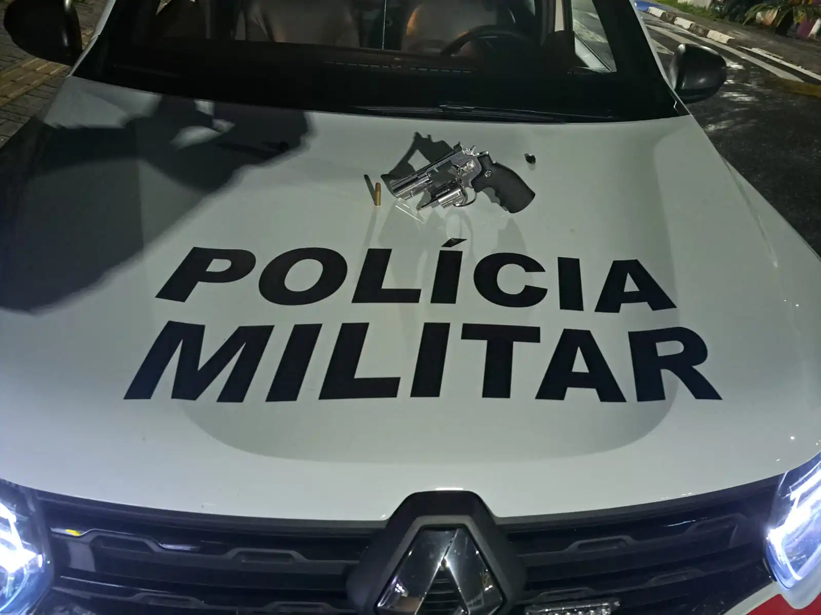 Suspeitos são detidos após tentativas de roubo na Estrada da Marilândia, em Santa Isabel