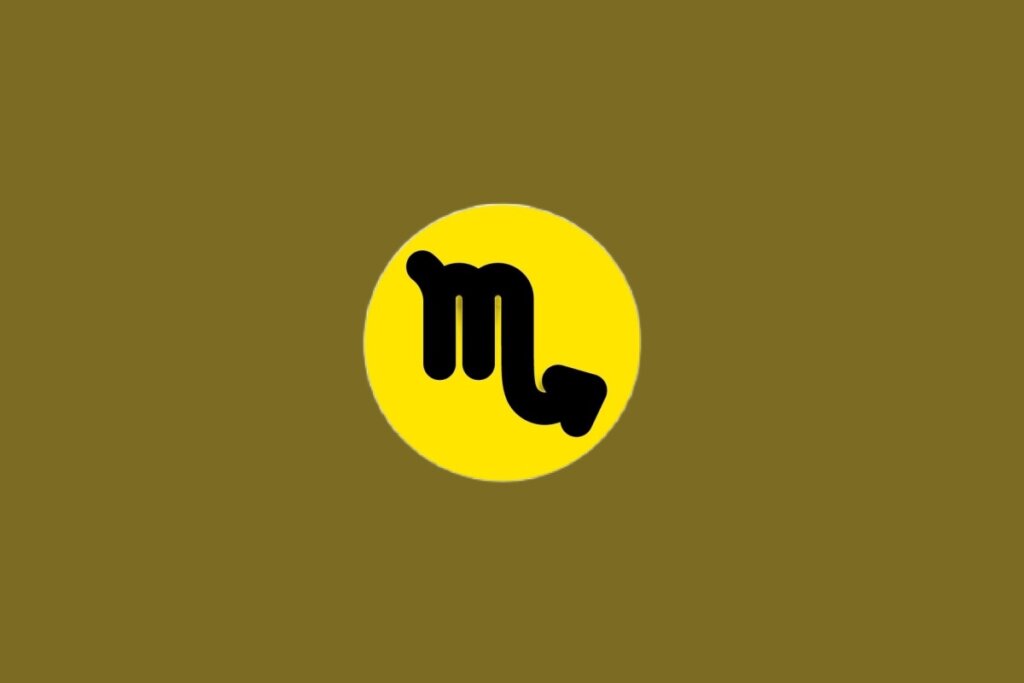 Ilustração do signo de Escorpião, contendo um “m” com cauda final em seta, em círculo amarelo, em um fundo marrom