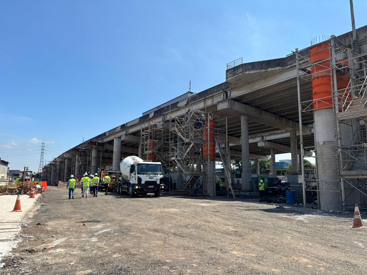 Av. Brasil, em Poá, terá interdição na quarta-feira para içamento de vigas na obra do complexo viário