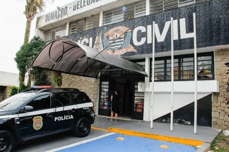 Homem invade casa de ex-companheira e a agride com ferramentas em Ferraz de Vasconcelos