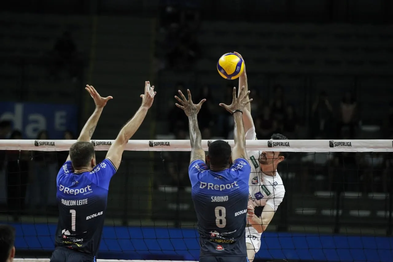 Suzano Vôlei enfrenta o Saneago Goiás por vaga antecipada nos playoffs