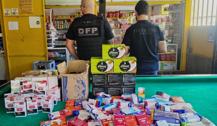 Fiscalização apreende cigarros e fecha mercado irregular em Mogi das Cruzes