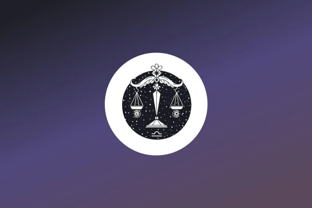 Ilustração em preto e branco de uma balança ornamentada e equilibrada, símbolo do signo de Libra, contida em um círculo preto com pontos brilhantes. O conjunto está posicionado sobre um círculo branco centralizado em fundo degradê roxo.