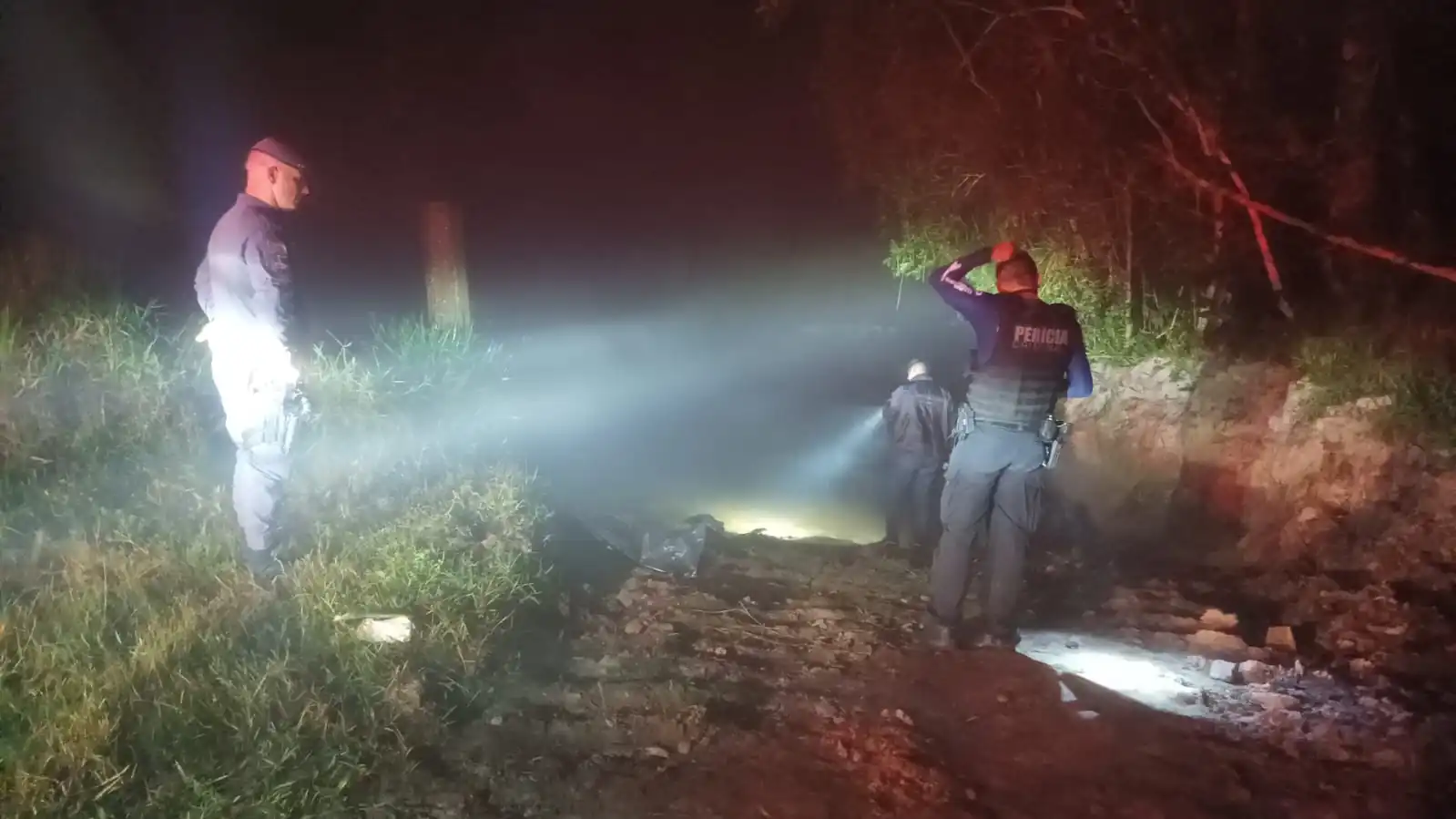 Corpo é encontrado em córrego às margens de rodovia, em Biritiba Mirim