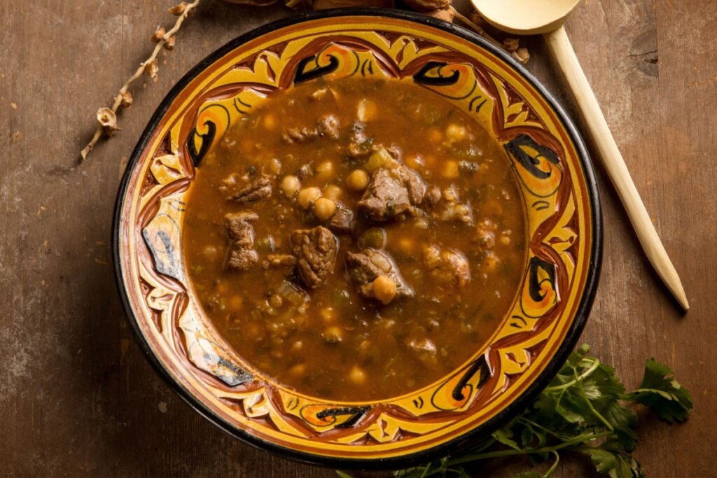 Jantar saudável: 4 sopas proteicas para incluir no cardápio