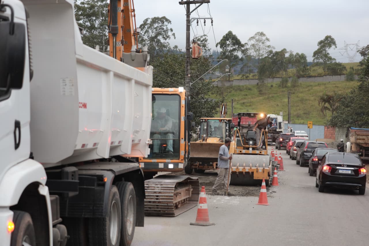Suzano oficializa início das obras de requalificação da rua Guilherme Garijo