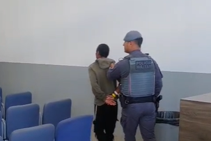 Homem é preso pela PM após agredir e ameaçar companheira em Mogi das Cruzes