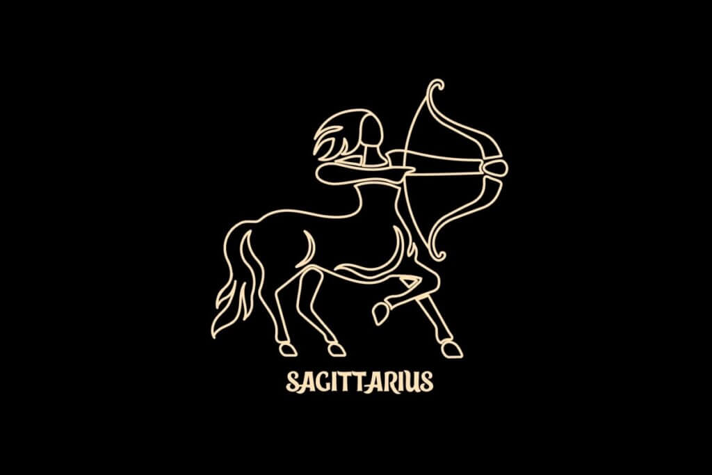 Ilustração em estilo de arte de linha bege sobre um fundo preto, representando o signo astrológico de Sagitário. A imagem retrata um centauro (metade homem, metade cavalo) empinando, segurando e tensionando um arco e flecha apontado para a frente. Abaixo do desenho, está escrita a palavra "SAGITTARIUS" em uma fonte estilizada.