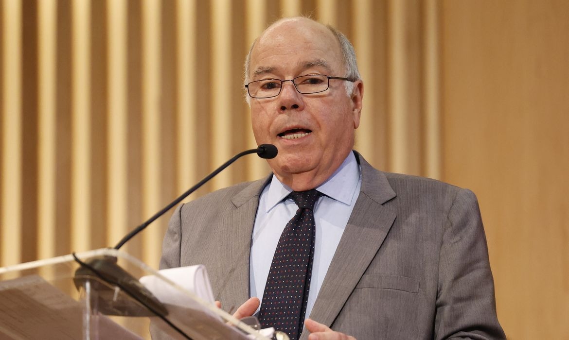 Brasil rebate EUA, diz que tarifaço prejudicaria empresas americanas e confirma nova rodada de negociação