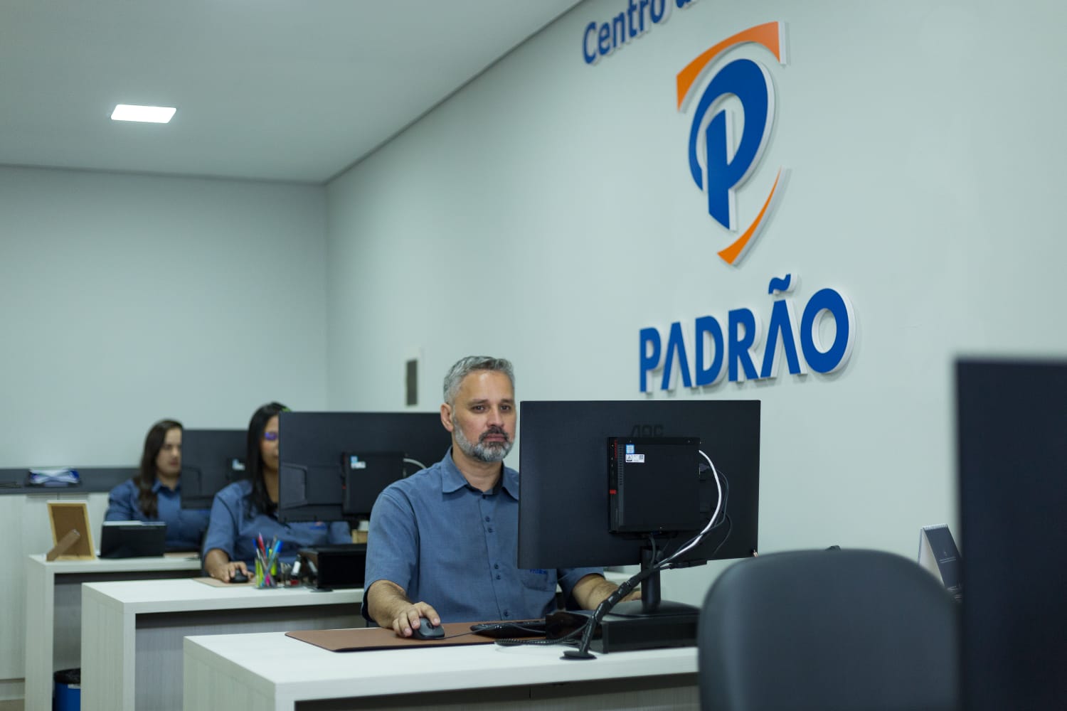 Na contramão do recorde de afastamento por dor nas costas no Brasil, Padrão Serviços oferece mais de 700 atendimentos aos colaboradores