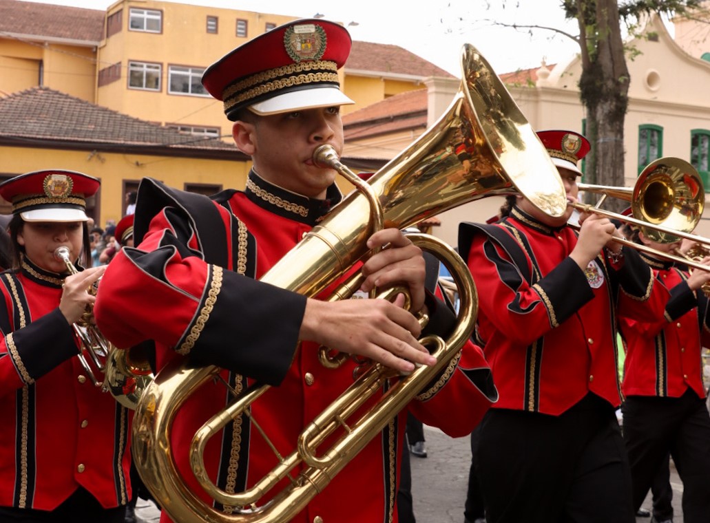 Itaquaquecetuba abre inscrições para o desfile cívico de 2026
