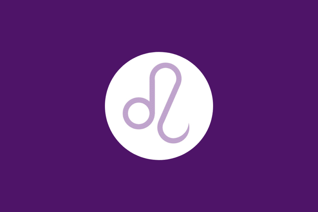 Círculo branco centralizado em fundo roxo e com o símbolo de leão dentro