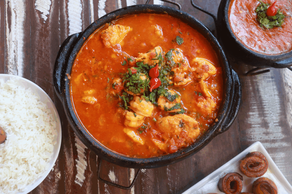 Moqueca de peixe: aprenda 3 receitas fáceis e saudáveis para o jantar