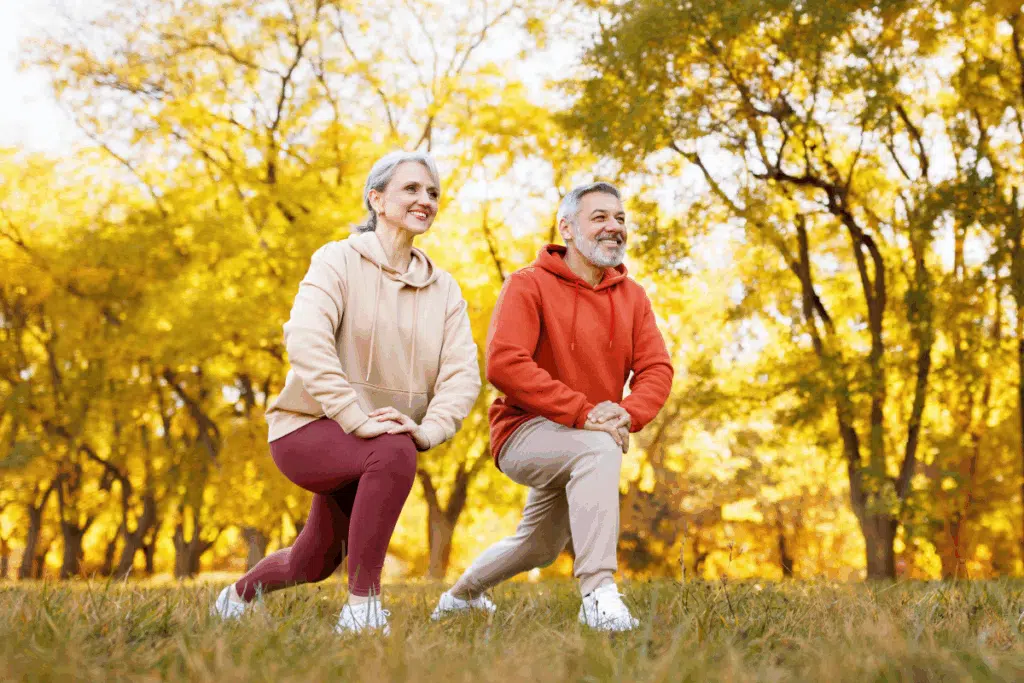 O que muda na mobilidade com a idade? Veja como cuidar do corpo dos 30 aos 70 anos