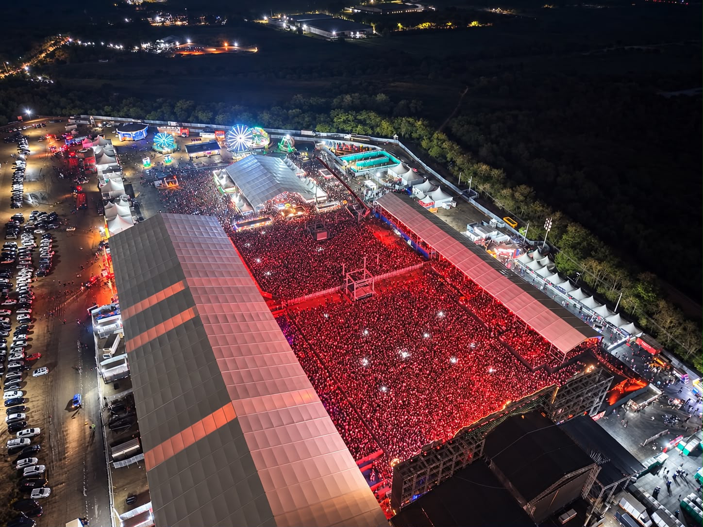 Despedida do Itaquá Rodeio Fest reúne público de 45 mil pessoas com shows de Belo, Natanzinho e Calcinha Preta