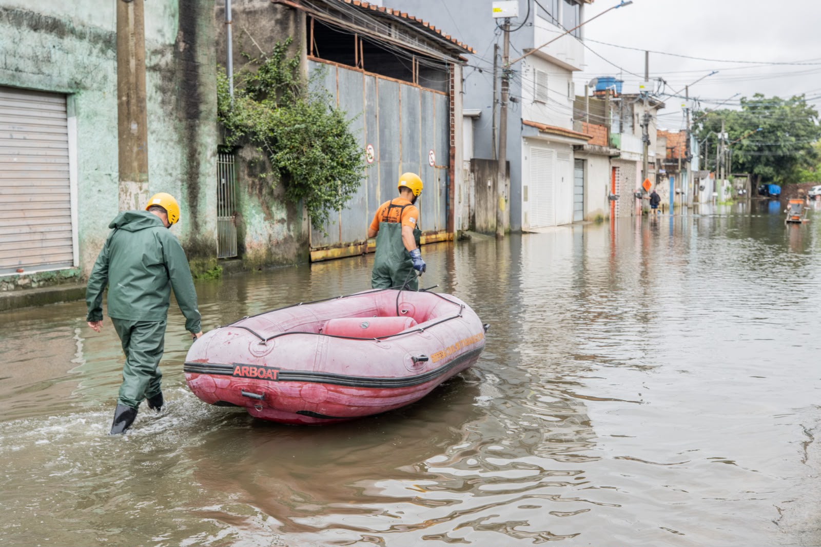 Itaquaquecetuba declara situação de emergência após chuvas no município