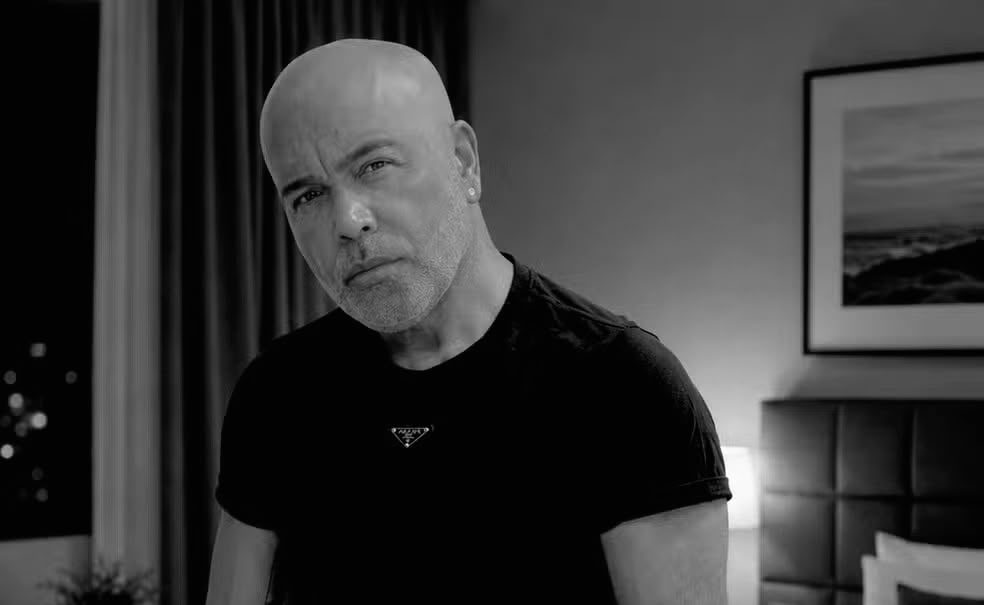 Cantor Rick, da dupla com Renner, morre aos 59 anos após queda de helicóptero em SC