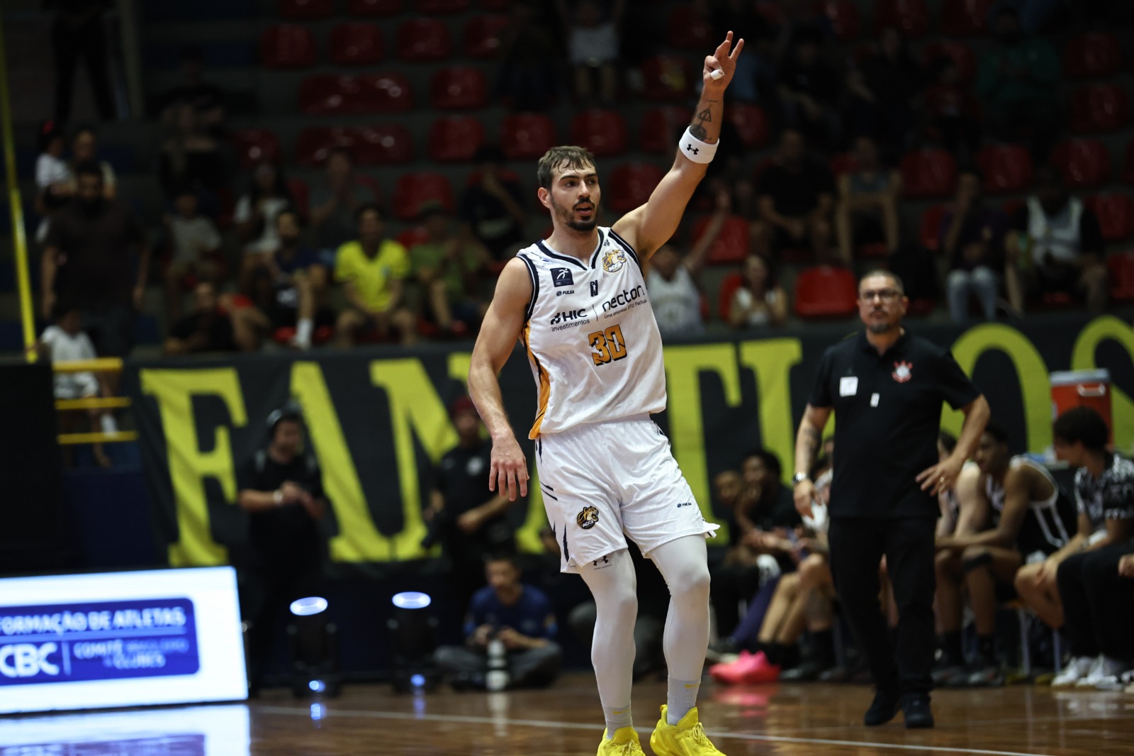 Mogi Basquete vence o Corinthians na abertura do NBB 2026/27